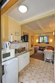 Blue Water Motel Tairua